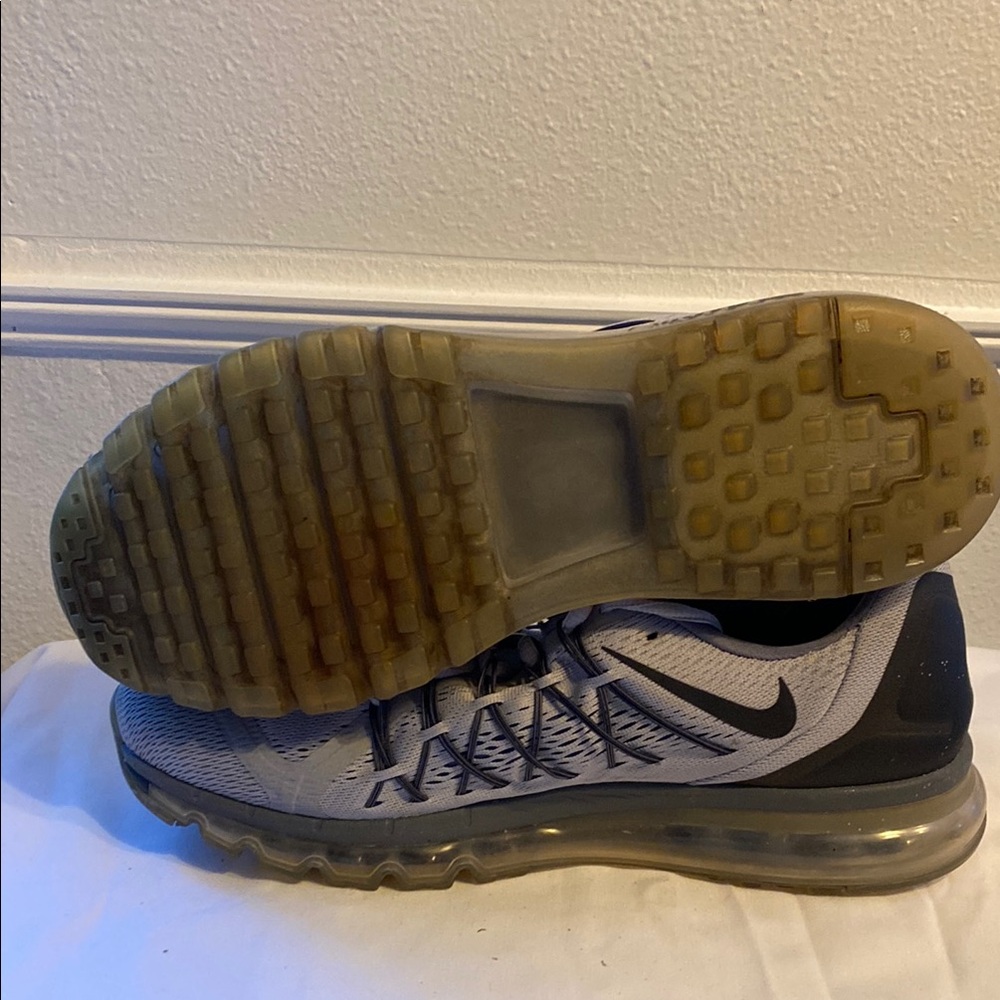 Men's Gray Nike Air Max Shoes - Picture 6 of 6